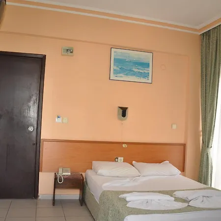 Kleopatra Alis Hotel 3*