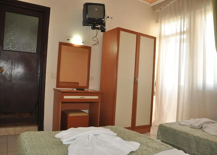 Hotell Kleopatra Alis 3*